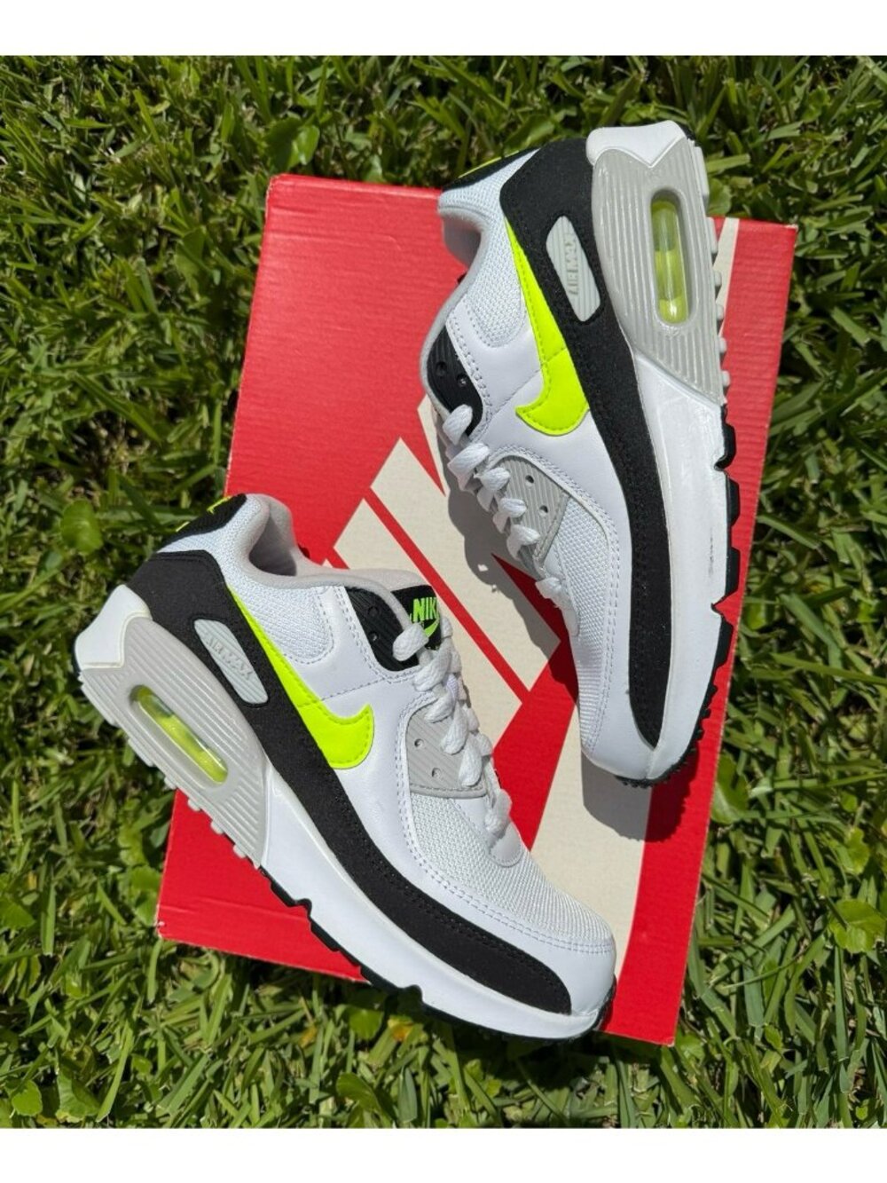 5Y | 6.5 WOMEN'S NIKE AIR MAX 90 LEATHER CD6864-109 WHITE / VOLT RUNNING SNEAKER